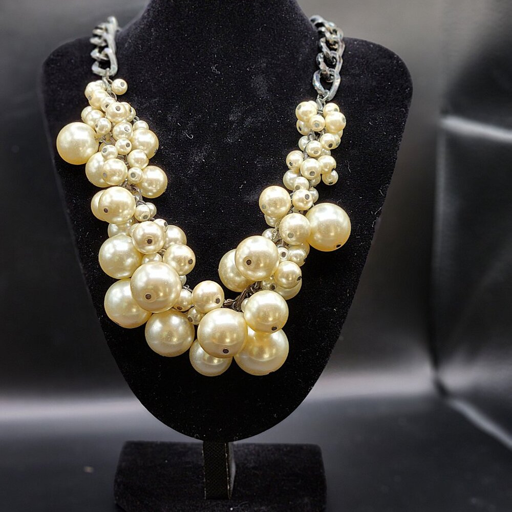 Pearl Cluster Necklace-Chunky Layered -18 inch